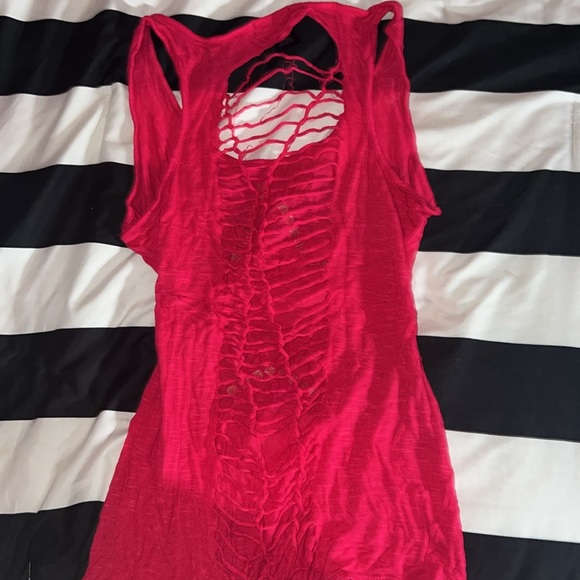 VINTAGE WETSEAL DISTRESSED TANK TOP - Picture 2 of 3